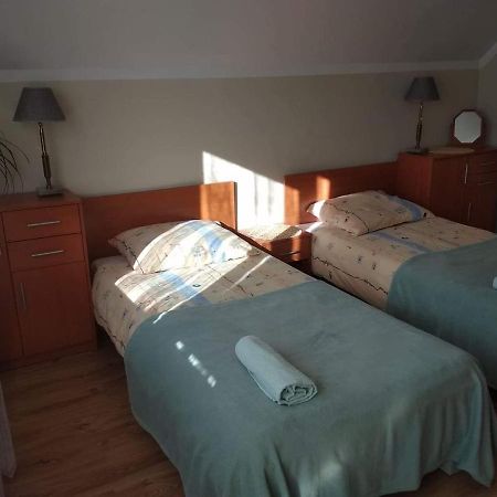Pokoje Goscinne U Gochy Ustrzyki Dolne Esterno foto